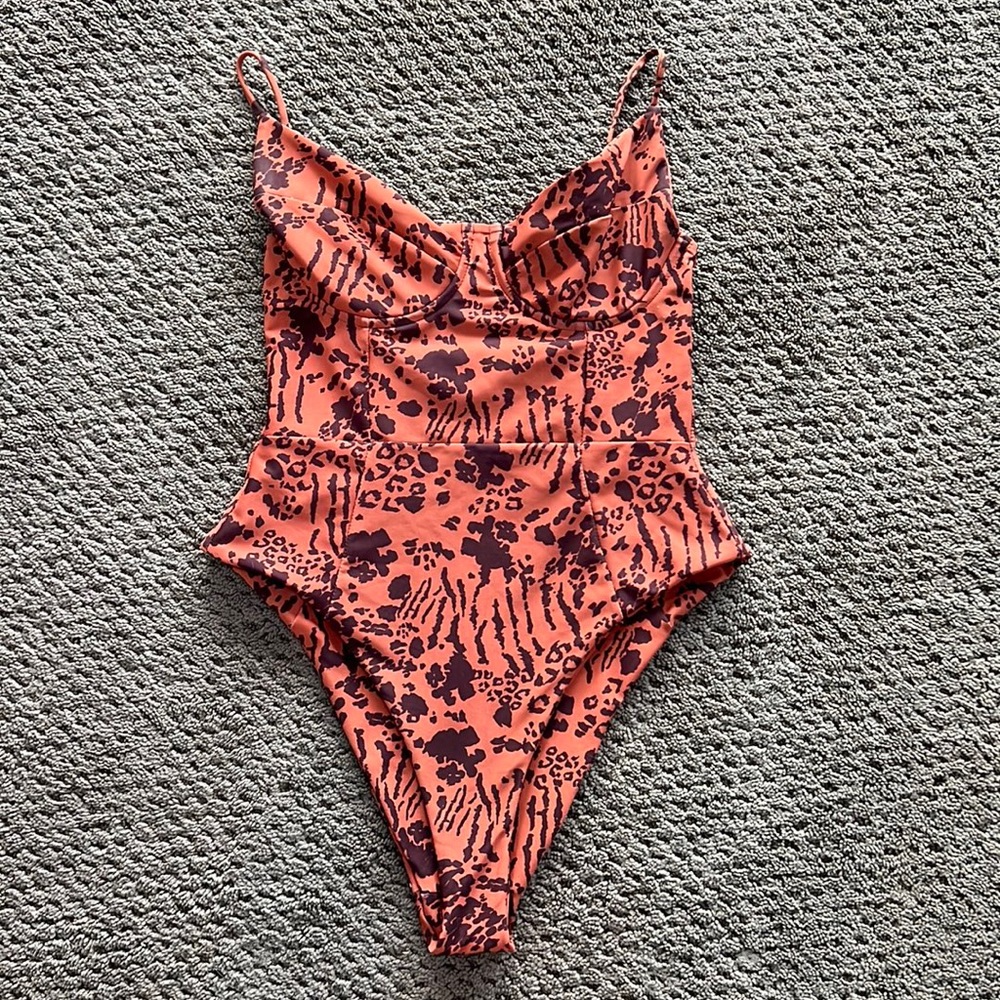 Skatie x Salty Blonde rachel swim